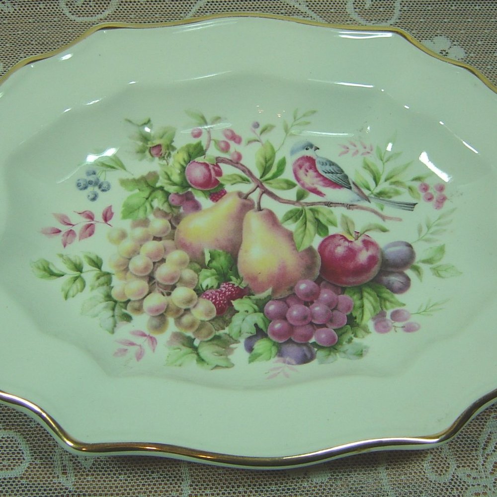 1976 Avon collectible plate by Enoch Wedgwood of England--fruit & bird